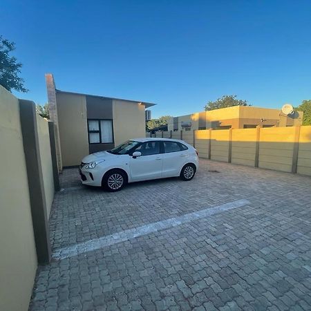 Sabrina Guesthouse Tsumeb Esterno foto