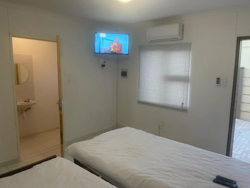 Sabrina Guesthouse Tsumeb Esterno foto
